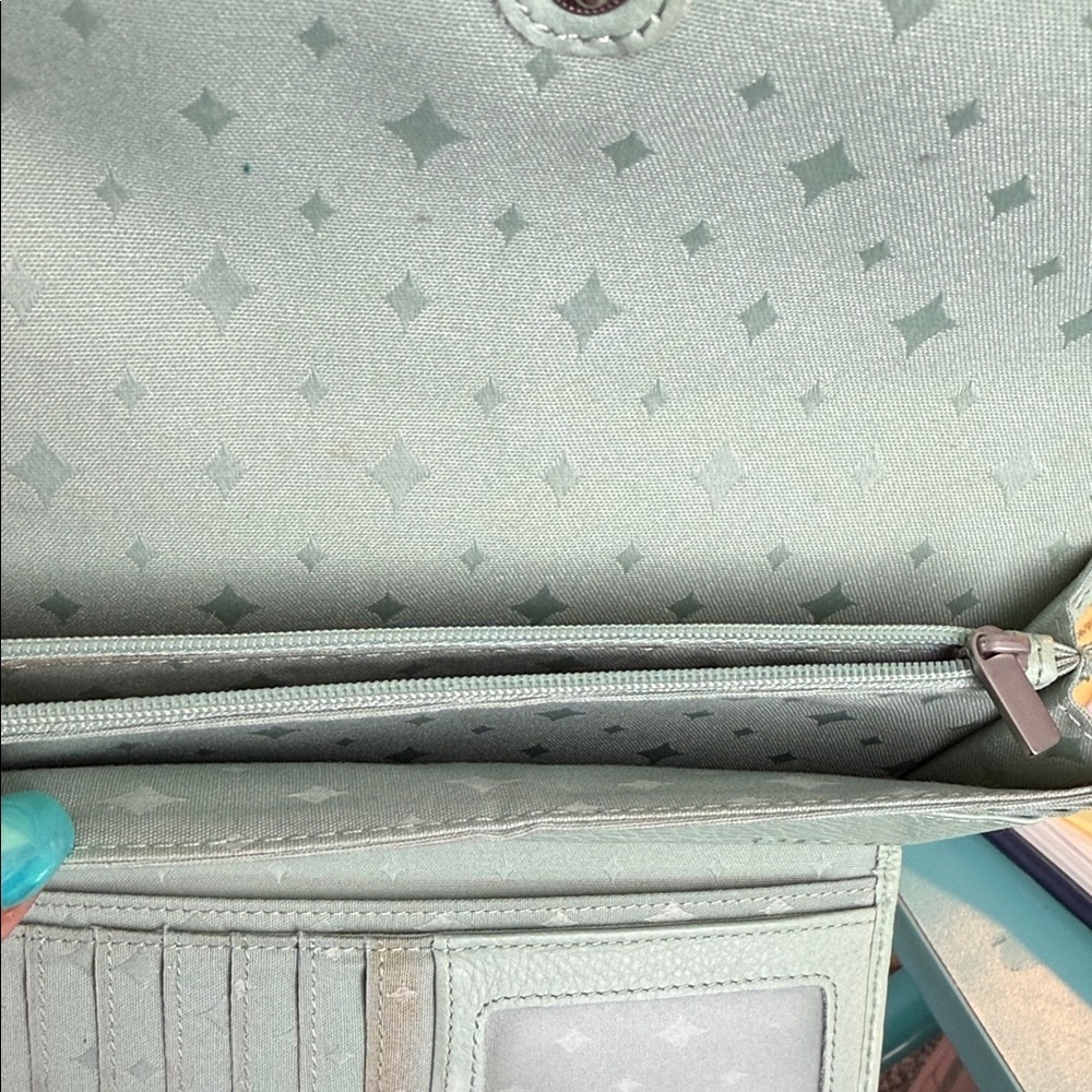Fossil Women's Green Leather Wallet mint clutch card holder purse silver - Picture 9 of 9